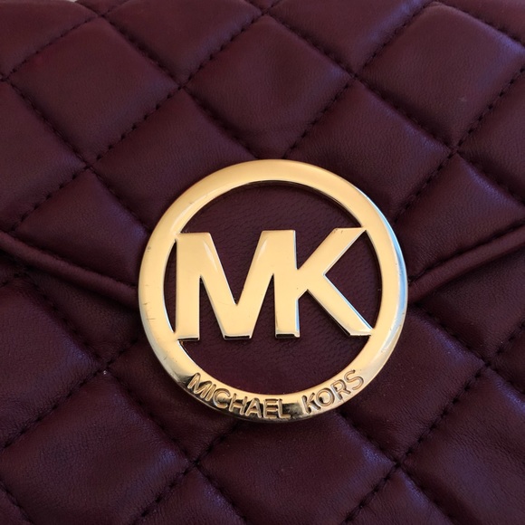 Michael Kors burgundy cross body bag - Picture 3 of 8